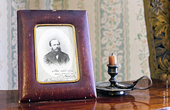 Книги, купленные Достоевским в 1862—1863 гг. в книжном магазине А. Ф. Базунова